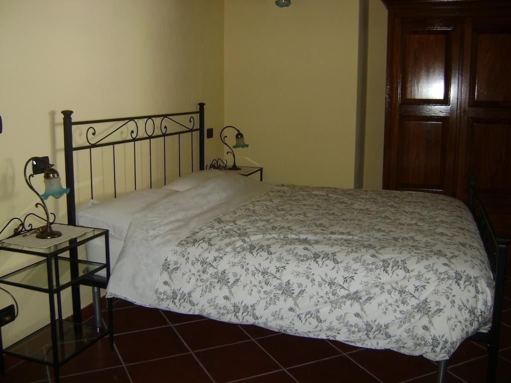 Agriturismo A Nostro Mizoun Ostana Δωμάτιο φωτογραφία